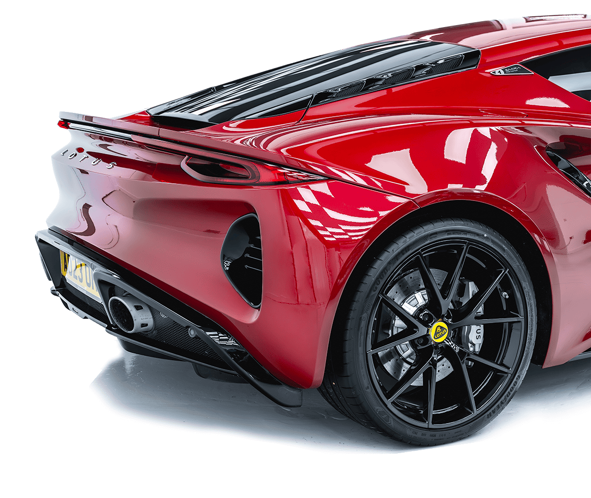 lotus-emira-car-detailing2 leather-restoration-lotus
